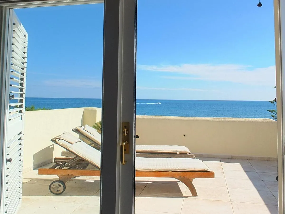 Villa Catalina: Seaside Family Retreat with Private Pool L'Ametlla de Mar