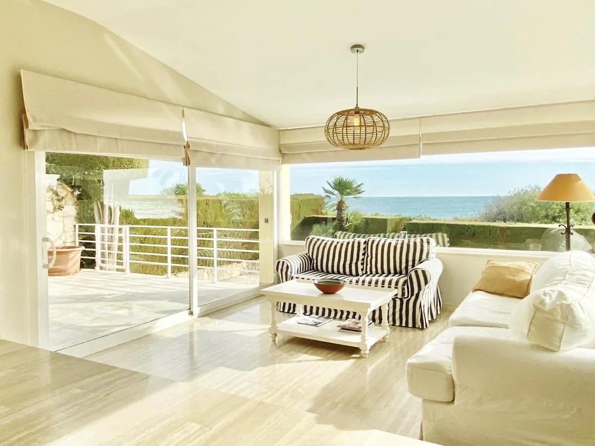 Villa Catalina Stunning 4Bedroom Villa With Air Conditioning Sea Views & Private Swimming Pool Ideal For Families L'Ametlla de Mar Španělsko