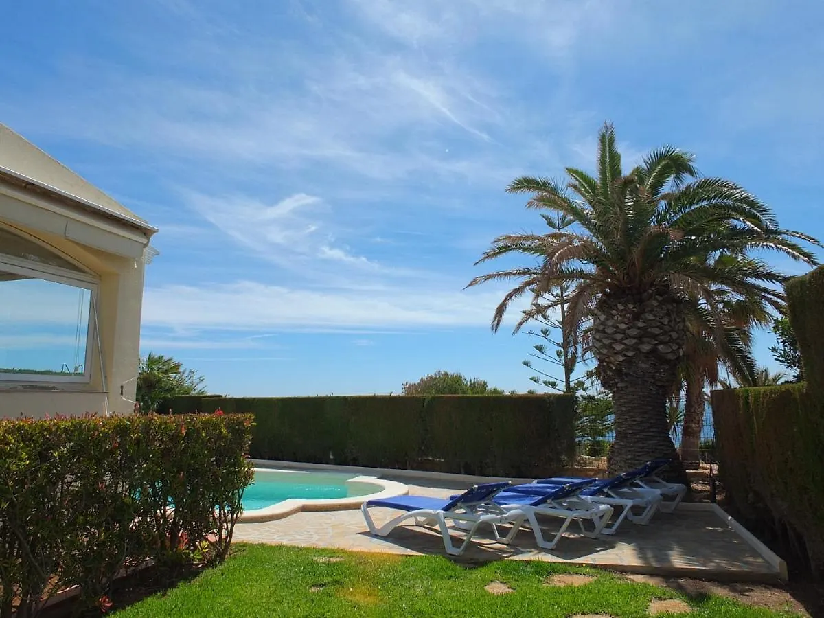 Villa Catalina: Seaside Family Retreat with Private Pool L'Ametlla de Mar
