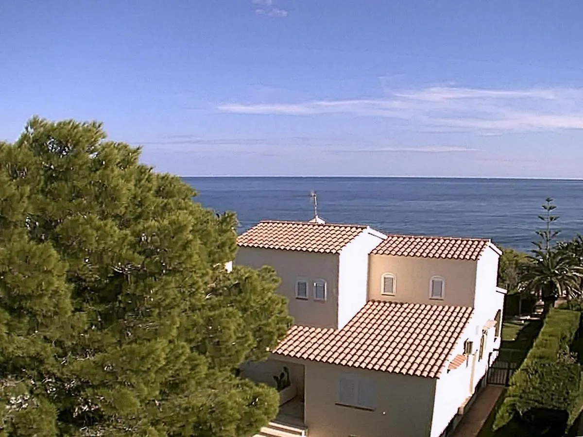 Villa Catalina Stunning 4Bedroom Villa With Air Conditioning Sea Views & Private Swimming Pool Ideal For Families L'Ametlla de Mar