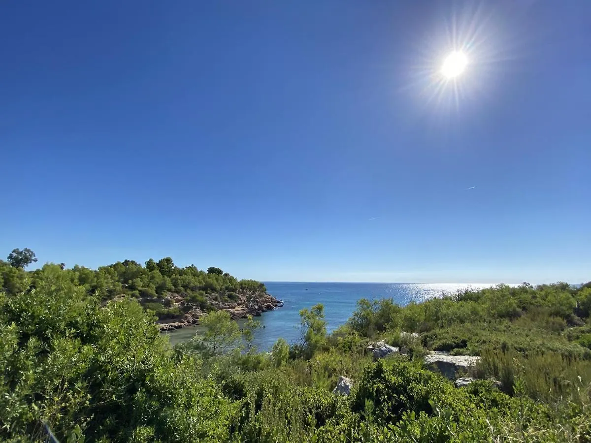 Villa Catalina: Seaside Family Retreat with Private Pool L'Ametlla de Mar