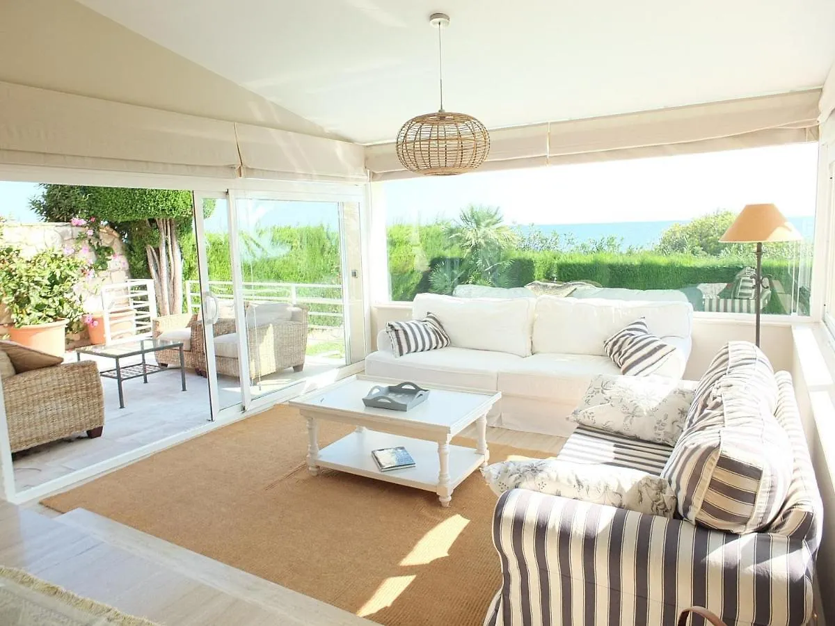 Villa Catalina Stunning 4Bedroom Villa With Air Conditioning Sea Views & Private Swimming Pool Ideal For Families L'Ametlla de Mar Španělsko