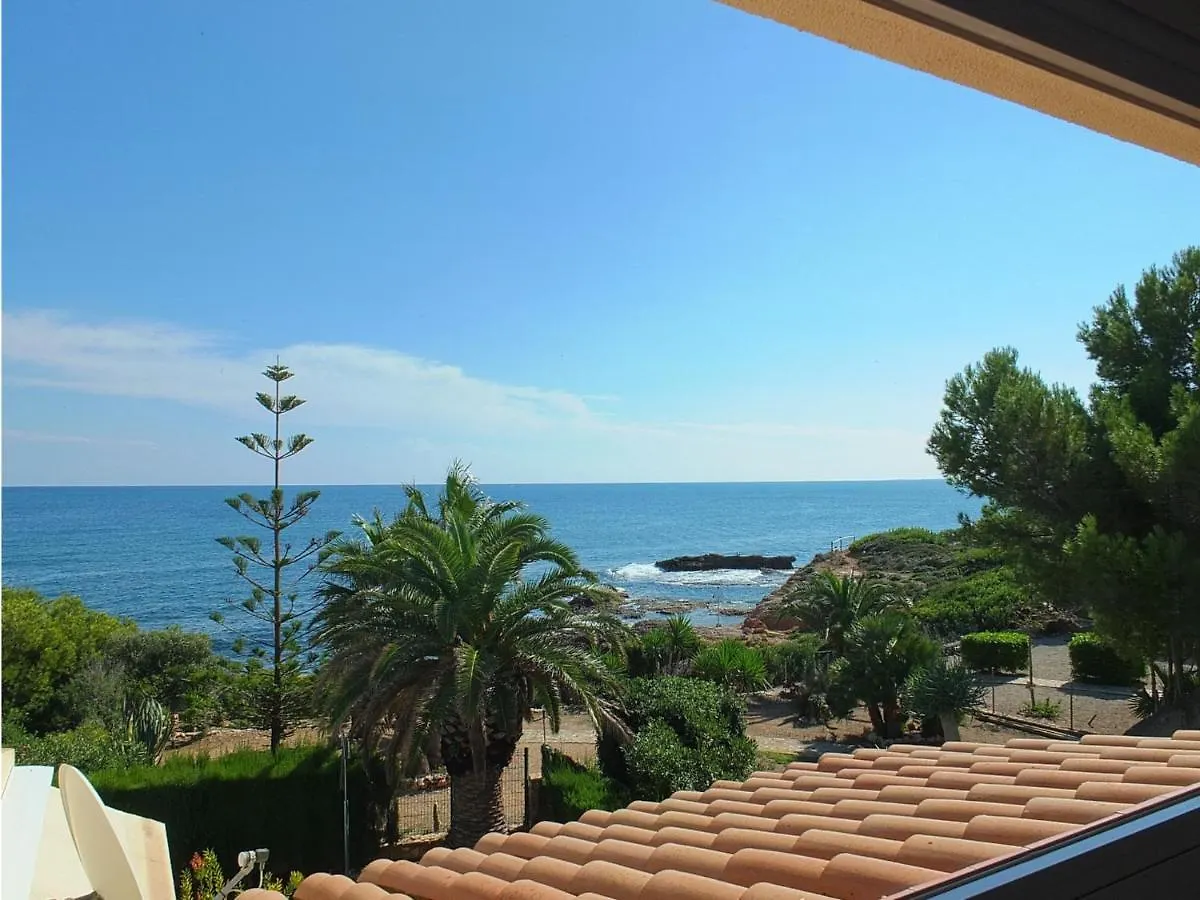 Villa Catalina: Seaside Family Retreat with Private Pool L'Ametlla de Mar