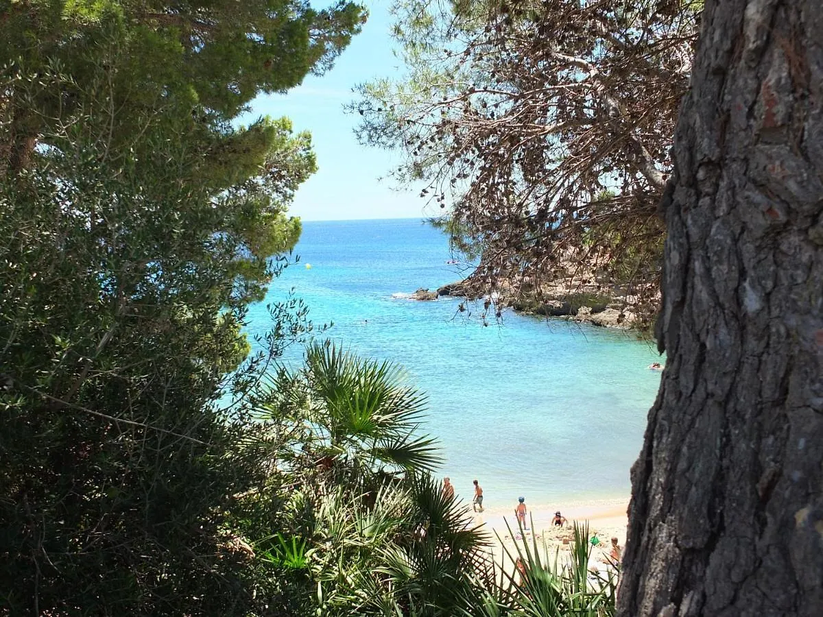 Villa Catalina: Seaside Family Retreat with Private Pool L'Ametlla de Mar