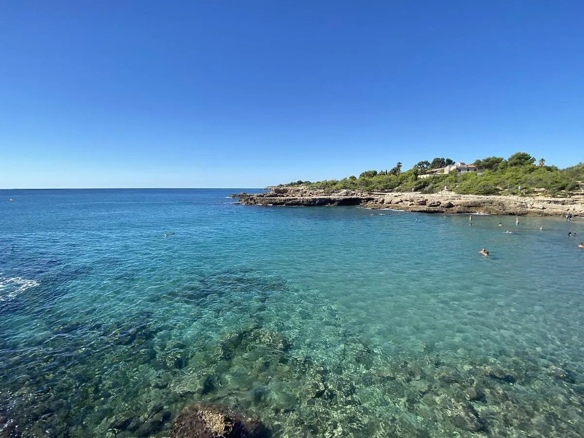 Villa Catalina: Seaside Family Retreat with Private Pool L'Ametlla de Mar