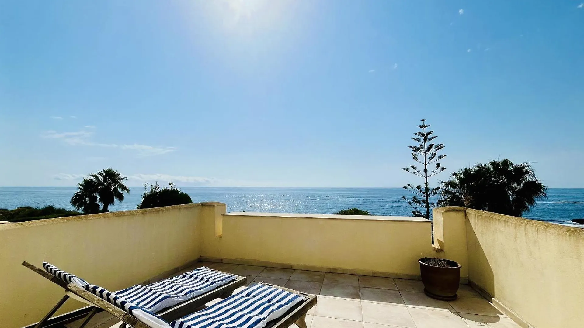 Villa Catalina: Seaside Family Retreat with Private Pool L'Ametlla de Mar